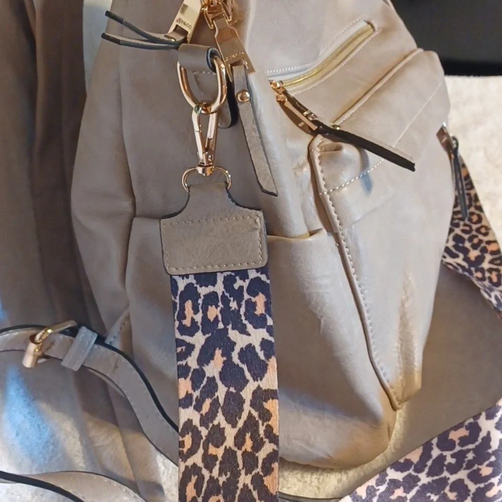 JEN & Co. Backpack over the shoulder bag gray vegan